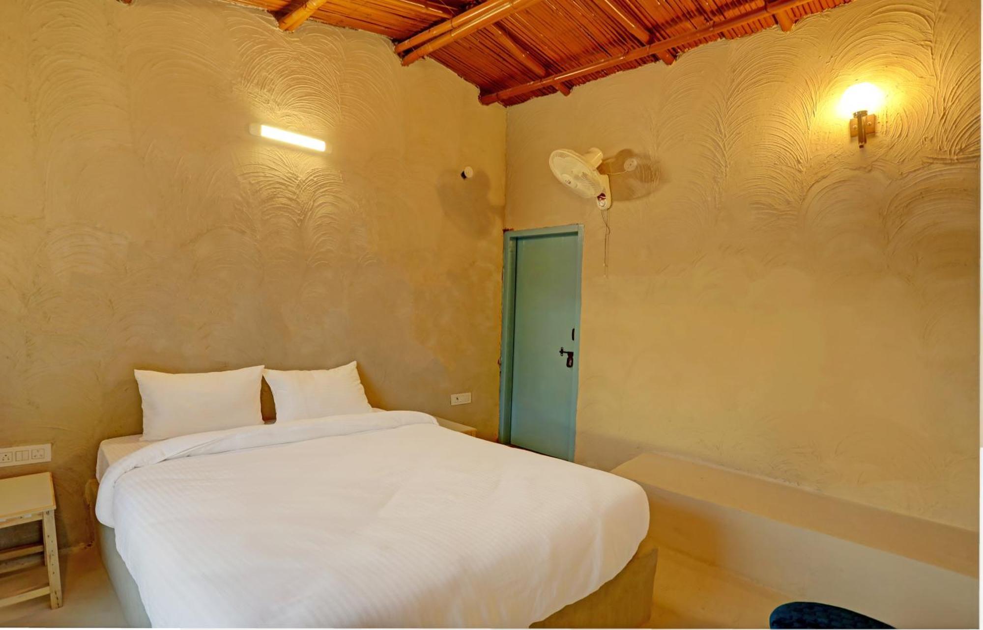 Hotel O The Mud House Bhundsi Exterior photo