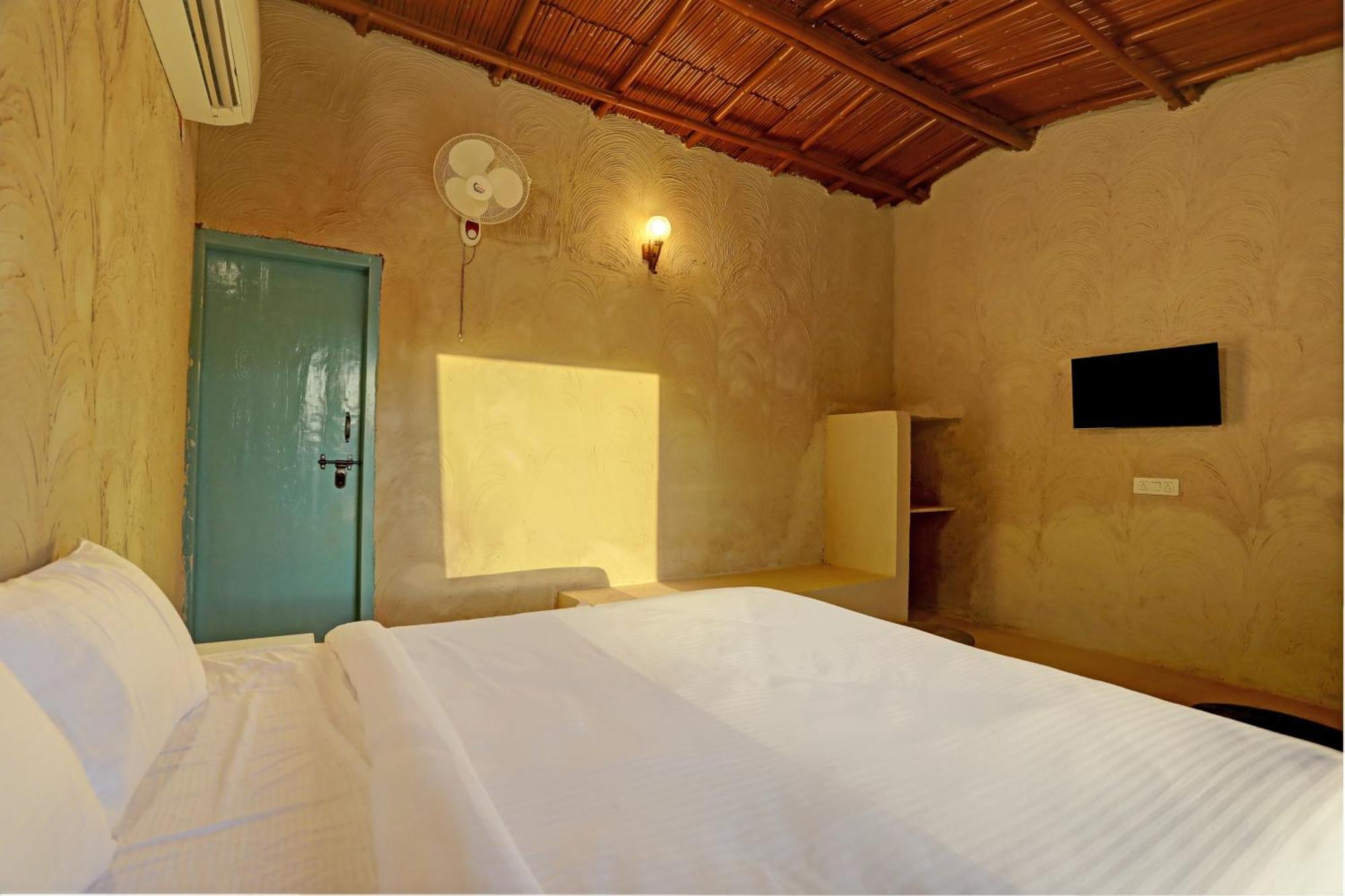 Hotel O The Mud House Bhundsi Exterior photo